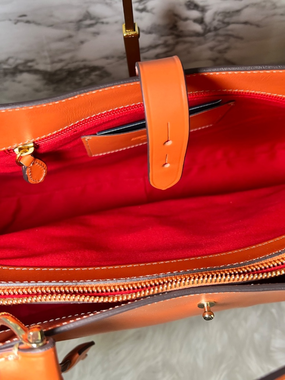 Dooney Bourke Alto Camilla - Picture 8 of 10